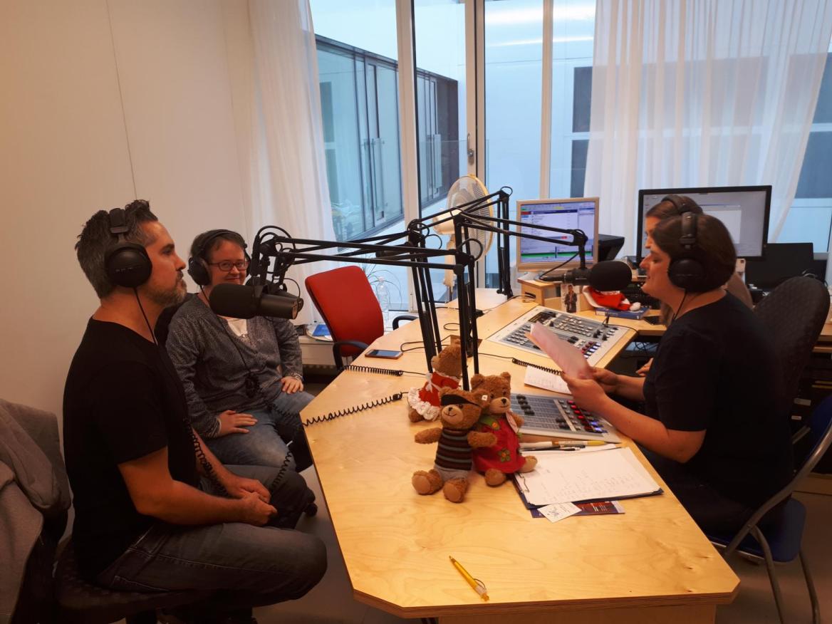 Radiotag 2019: Radio Rio Live-Sendung mit Oliver Ostermann, Jasmin Zinßmeister, Ina Schleser und Ehrenamtliche Amelie 