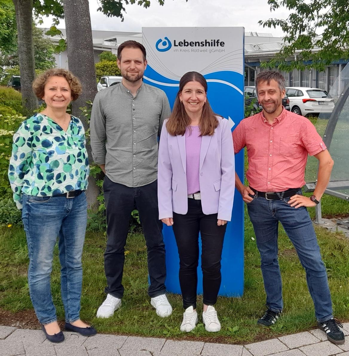 Beteiligte beim Besuch bei der Lebenshilfe im Kreis Rottweil 