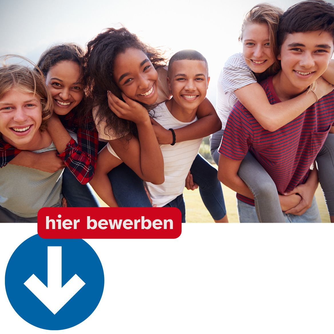 junge Menschen fröhlich zusammen